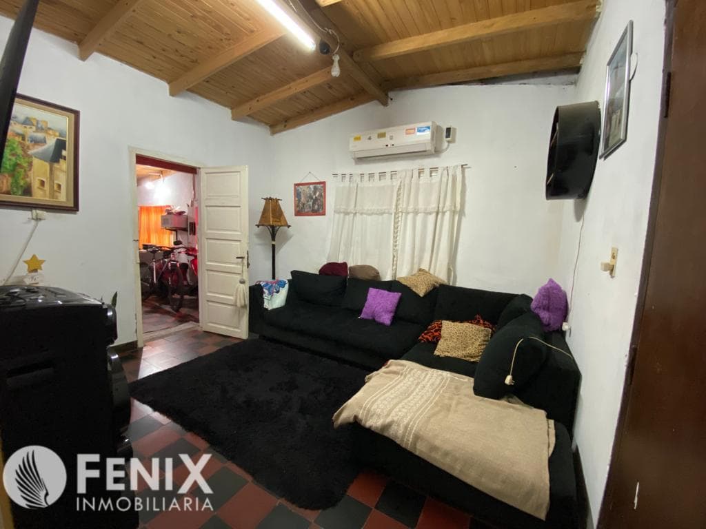 TF591 - TERRENO CON CASA EN VENTA Z/ AV. TAMBOR DE TACUARÍ — foto 3