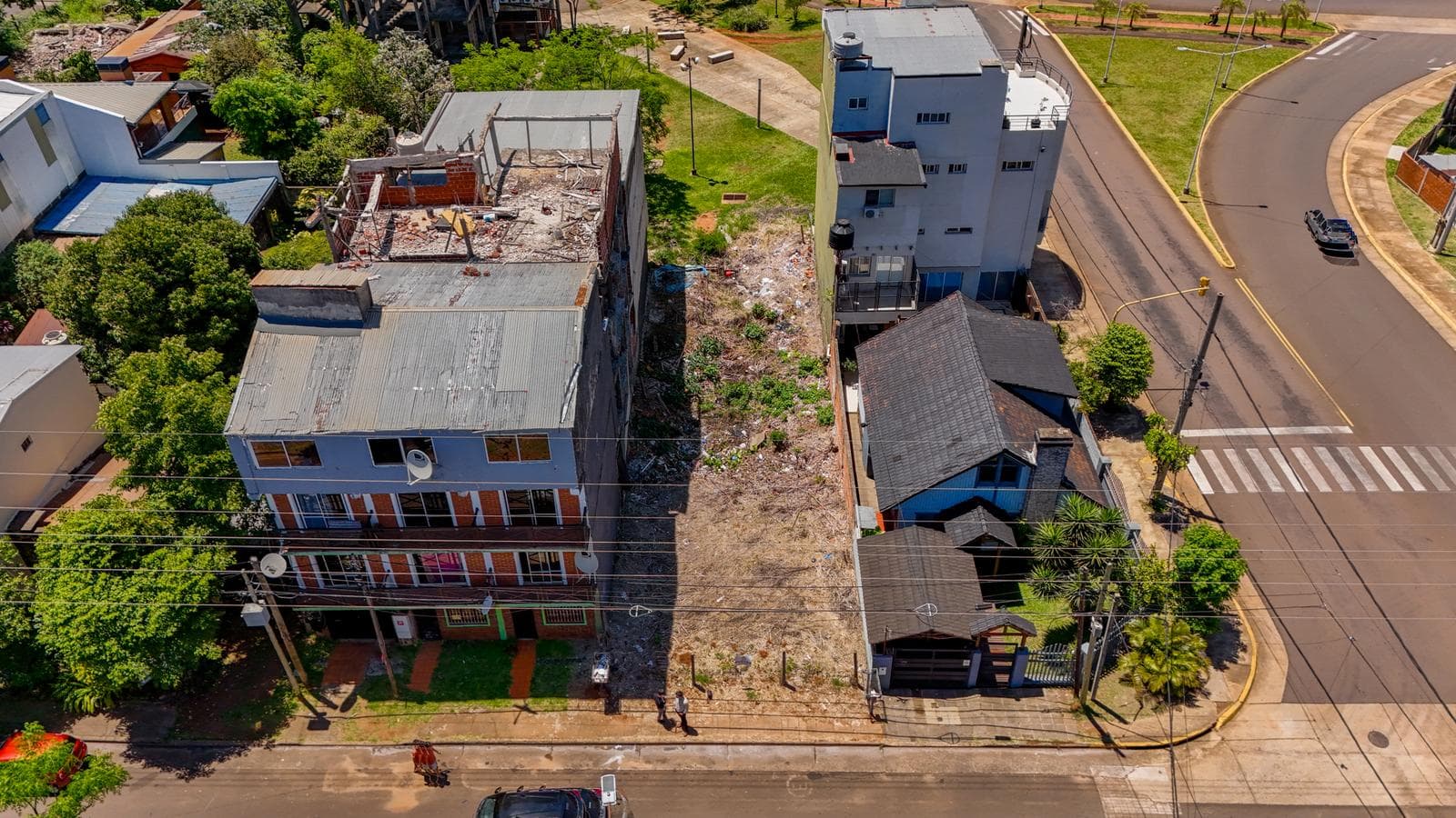 TF434 - TERRENO EN VENTA Z/ AV. LOPEZ TORRES Y AV. MONTEAGUDO — foto 3