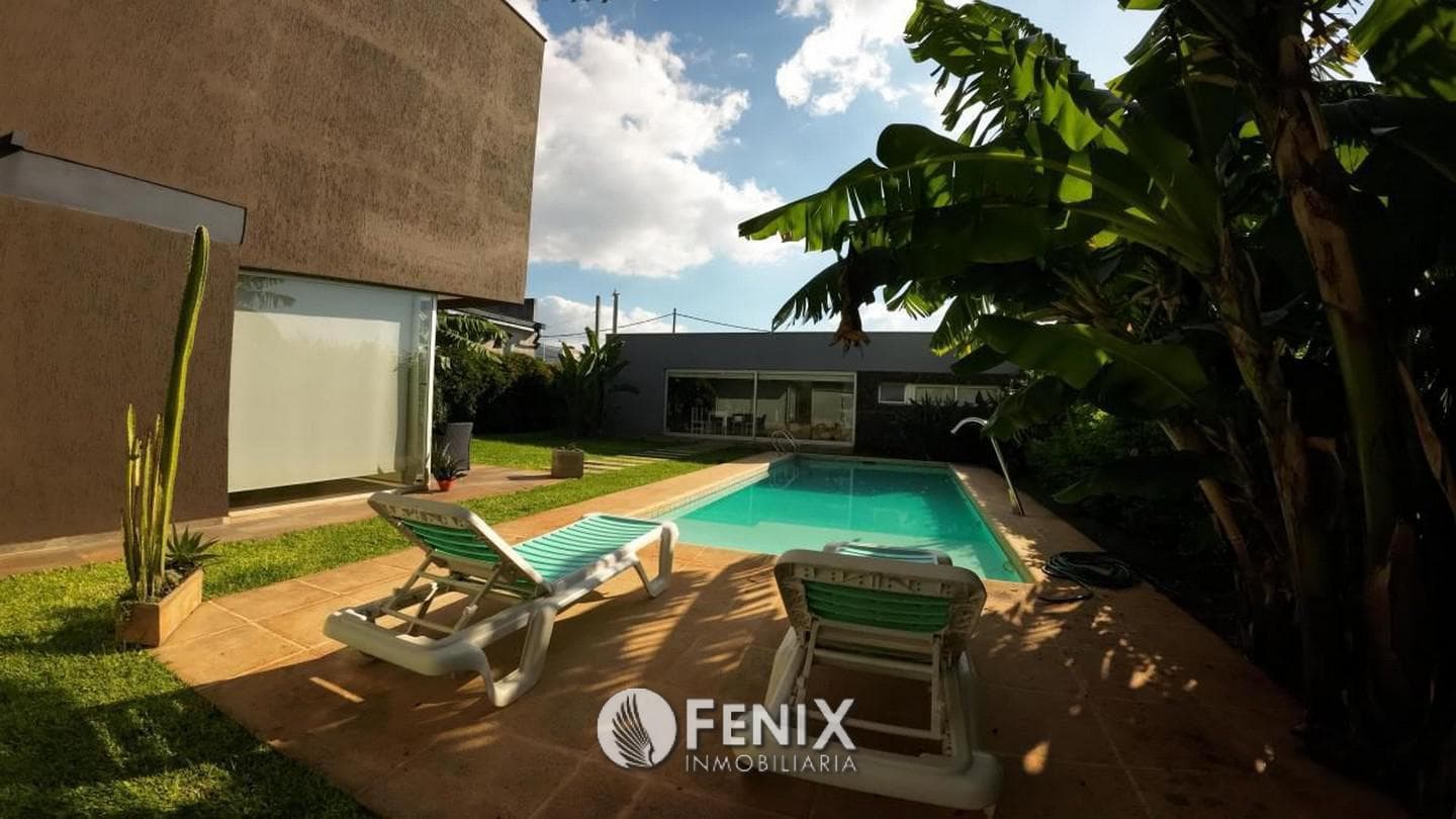 CF1125 - CASA EN VENTA B° LOMAS DE URQUIZA — foto 2