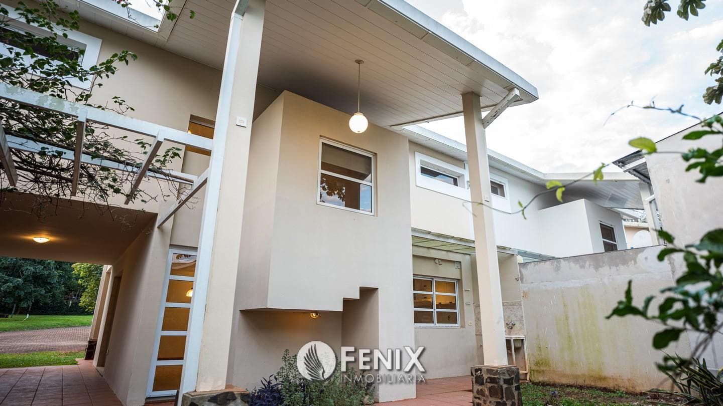 CF1113 - CASA EN VENTA B° PANAMBÍ — foto 5