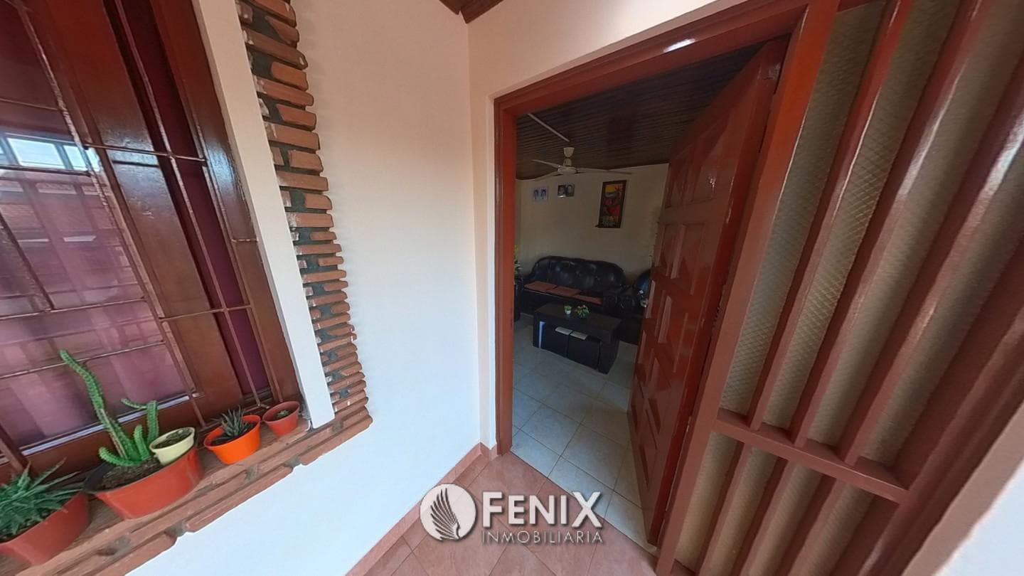 CF1134 - CASA EN VENTA Z/ AV. LAVALLE ENTRE AV. ANDRESITO Y AV. BUSTAMANTE — foto 3