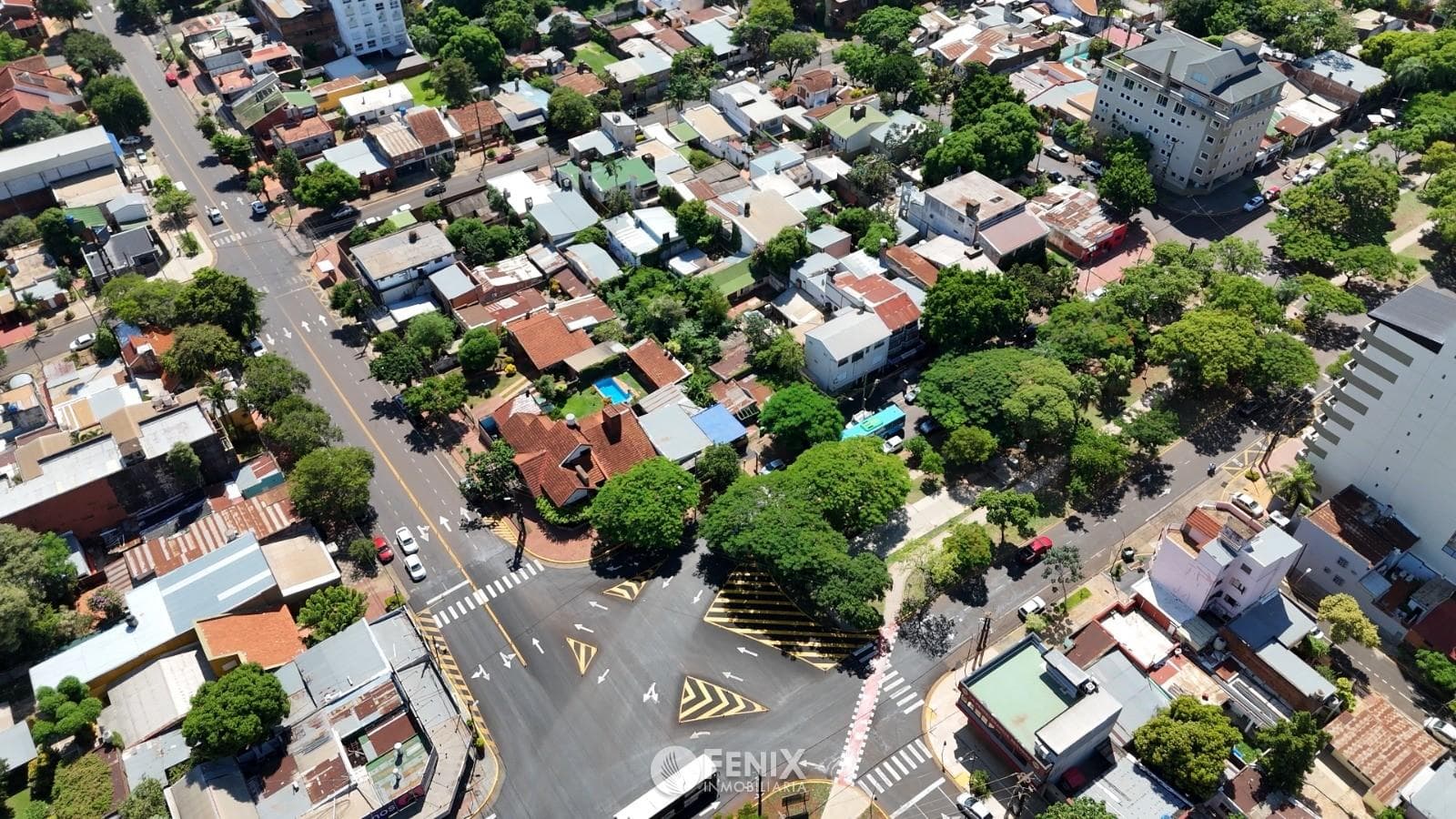 TF763 - TERRENO CÉNTRICO EN VENTA - AV. ROQUE PEREZ CASI ROCA — foto 3