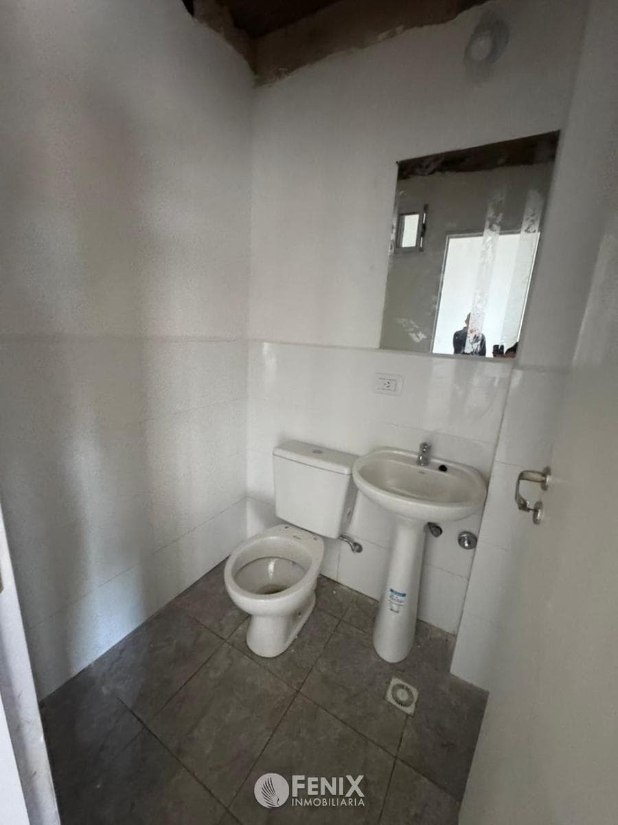 LCF V143 - GALPÓN EN VENTA - AV. SAN MARTÍN ENTRE AV. SANTA CRUZ Y CMTE. ANDRESITO — foto 5