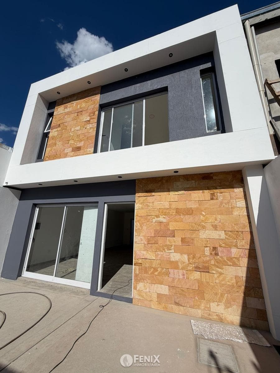 CF1340 - DÚPLEX EN VENTA - 3 DORMITORIOS - AV. AGUADO Y TACUARÍ