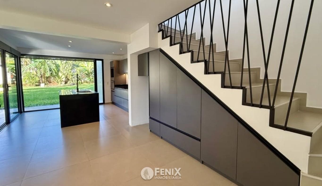 CFA223 - CASA EN ALQUILER - 3 DORMITORIOS - BARRIO PRIVADO LOMAS DE URQUIZA — foto 2