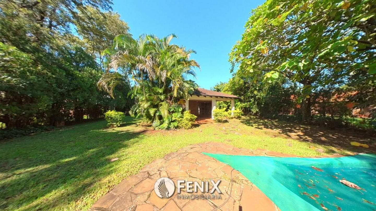CF1132 - CASA EN VENTA B° LA EUGENIA